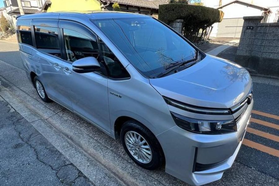 Toyota Noah voxy