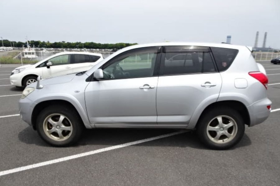 Toyota RAV4 5 Doors Silver